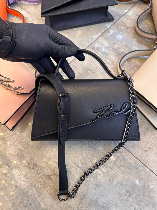 Karl lagerfeld total black