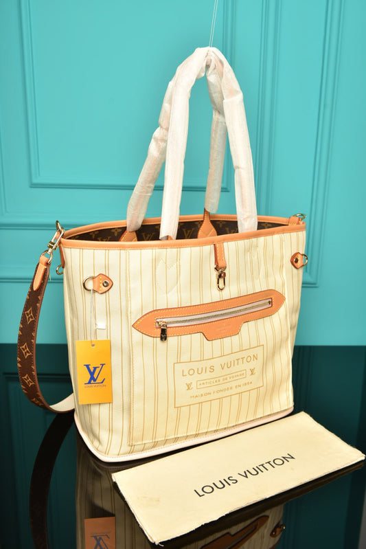 2267 - LOUIS VUITTON - Neverfull Bandouliere Inside: 31 × 28 × 14 cm