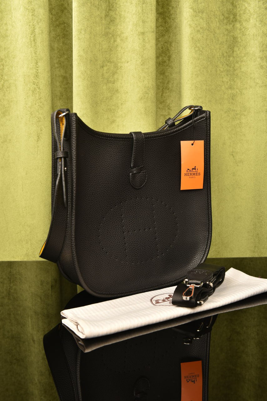 Hermes evelyne crossbody size29x30x8cm