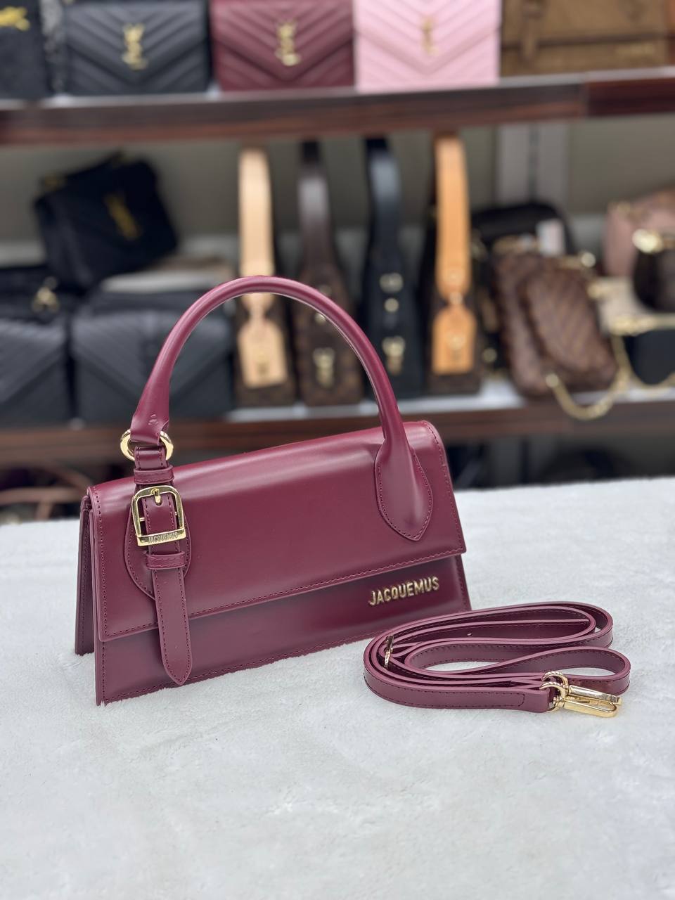 Jacquemus μπορντό Le Chiquito Long Boucle Bag 💫🖤 24x14 cm