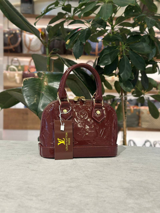 Louis Vuitton Nano Alma monogram 20x13cm