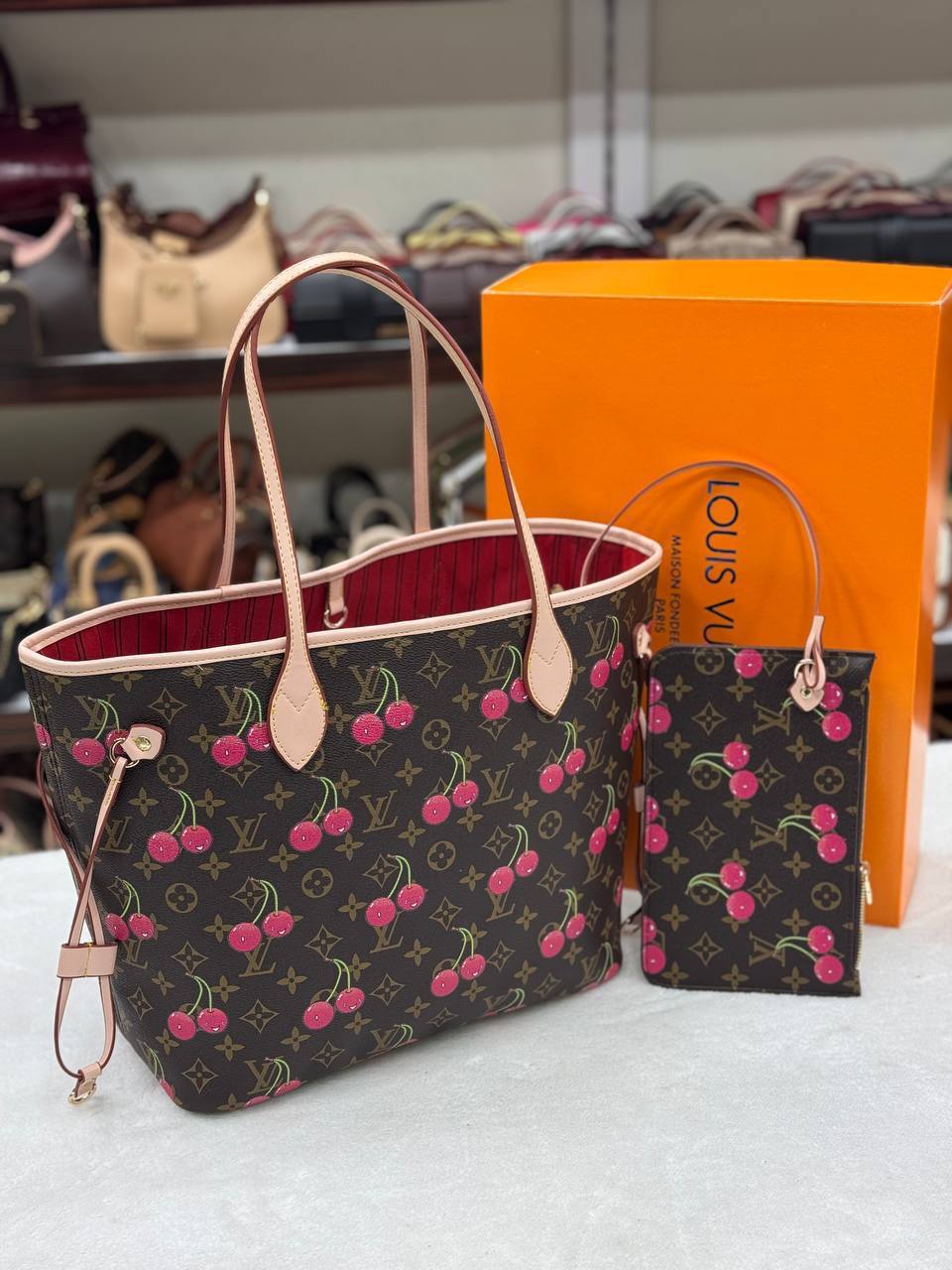 Louis vuitton - Neverfull Medium monogram 🍒🍒🍒