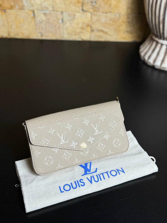 Louis Vuitton felice μπεζ