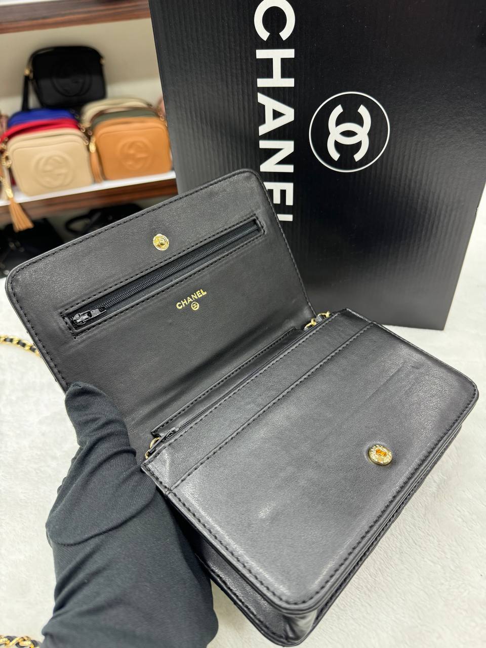 Chanel classic wallet on Chain μαύρο