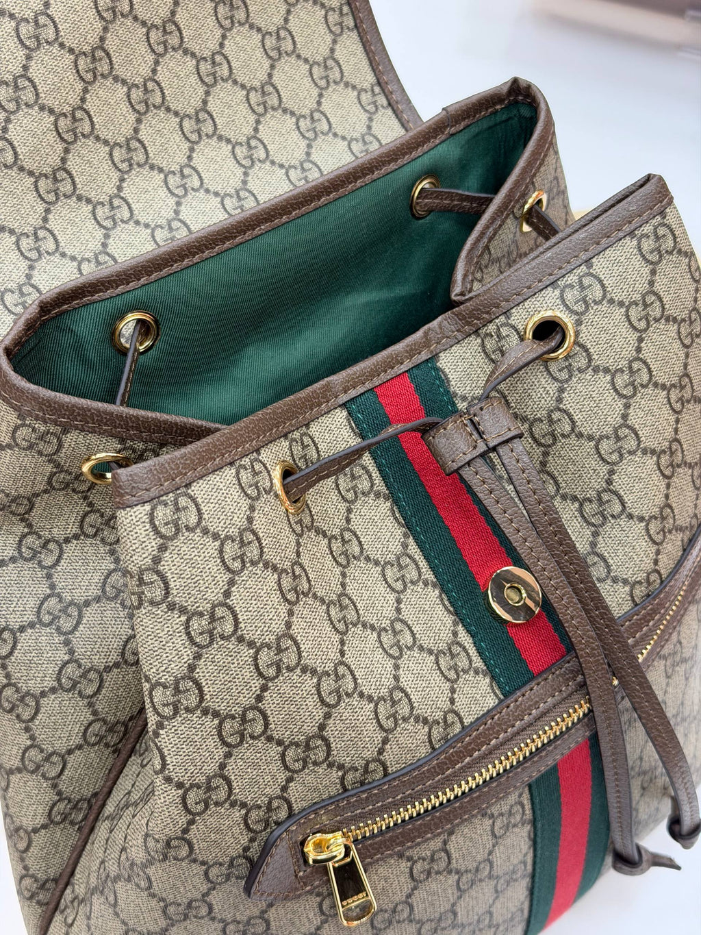 ✨ GUCCI ✨  Ophidia Medium Backpack 💯  28x30 cm