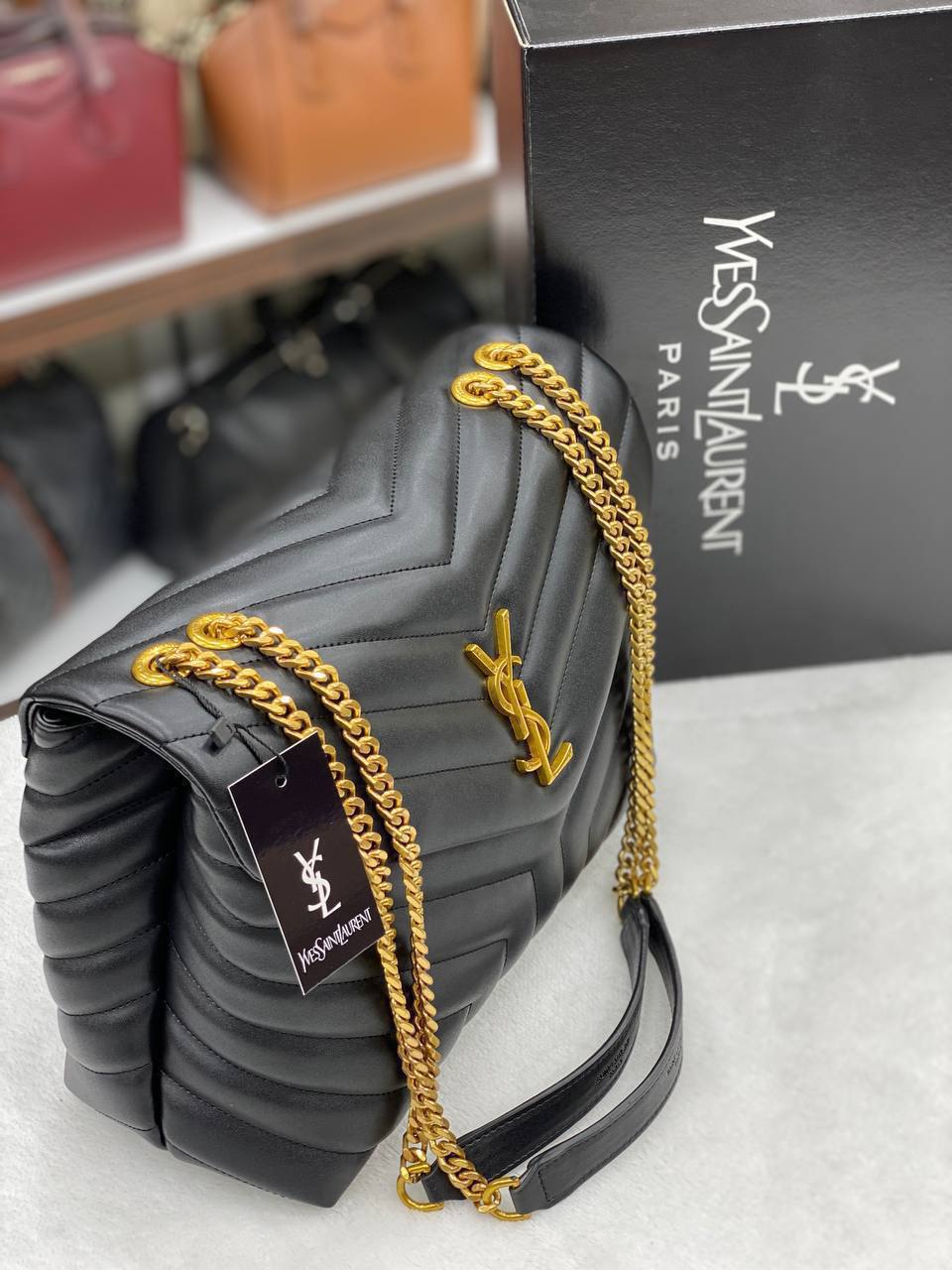 YSL Loulou big black-gold size 33x26