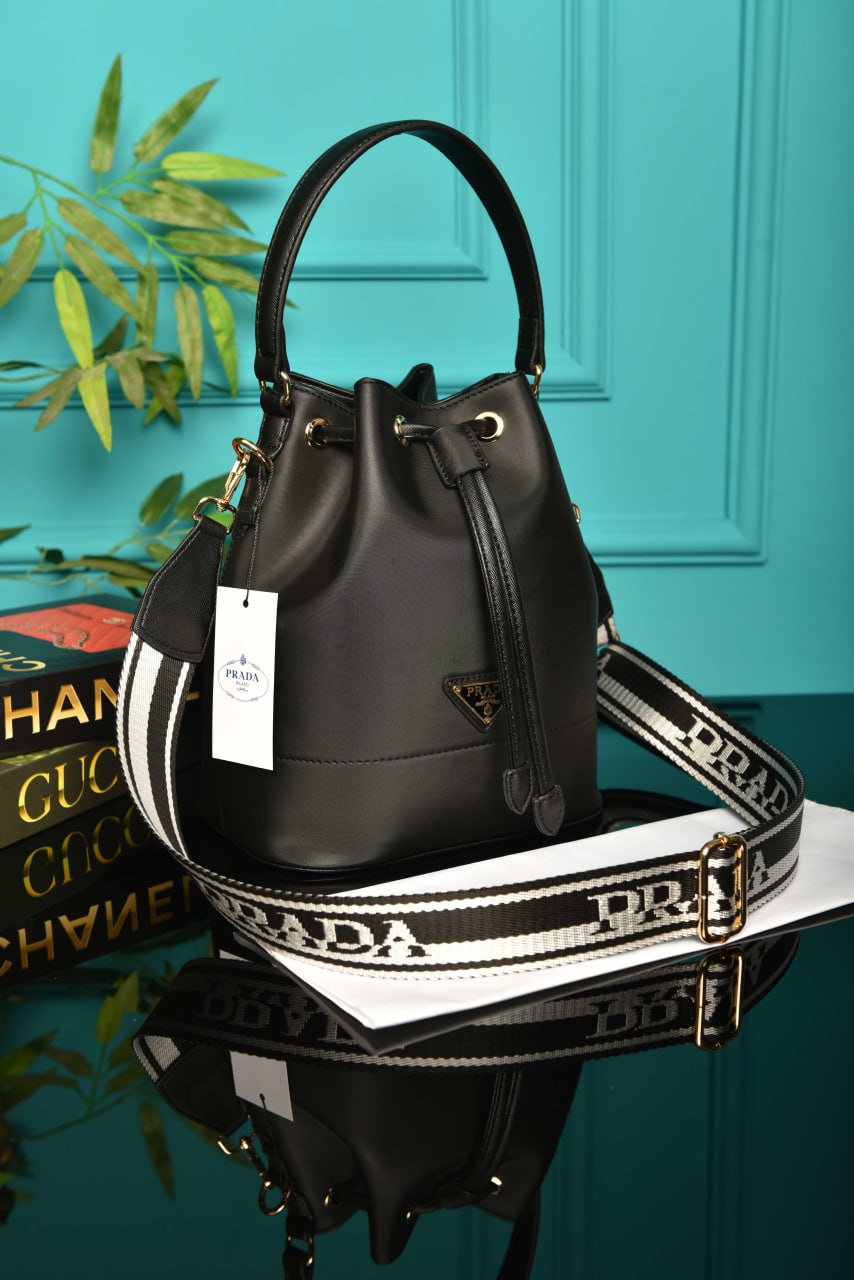 PRADA- Vitello Daino Bucket  Bag 22 × 24 × 15 cm