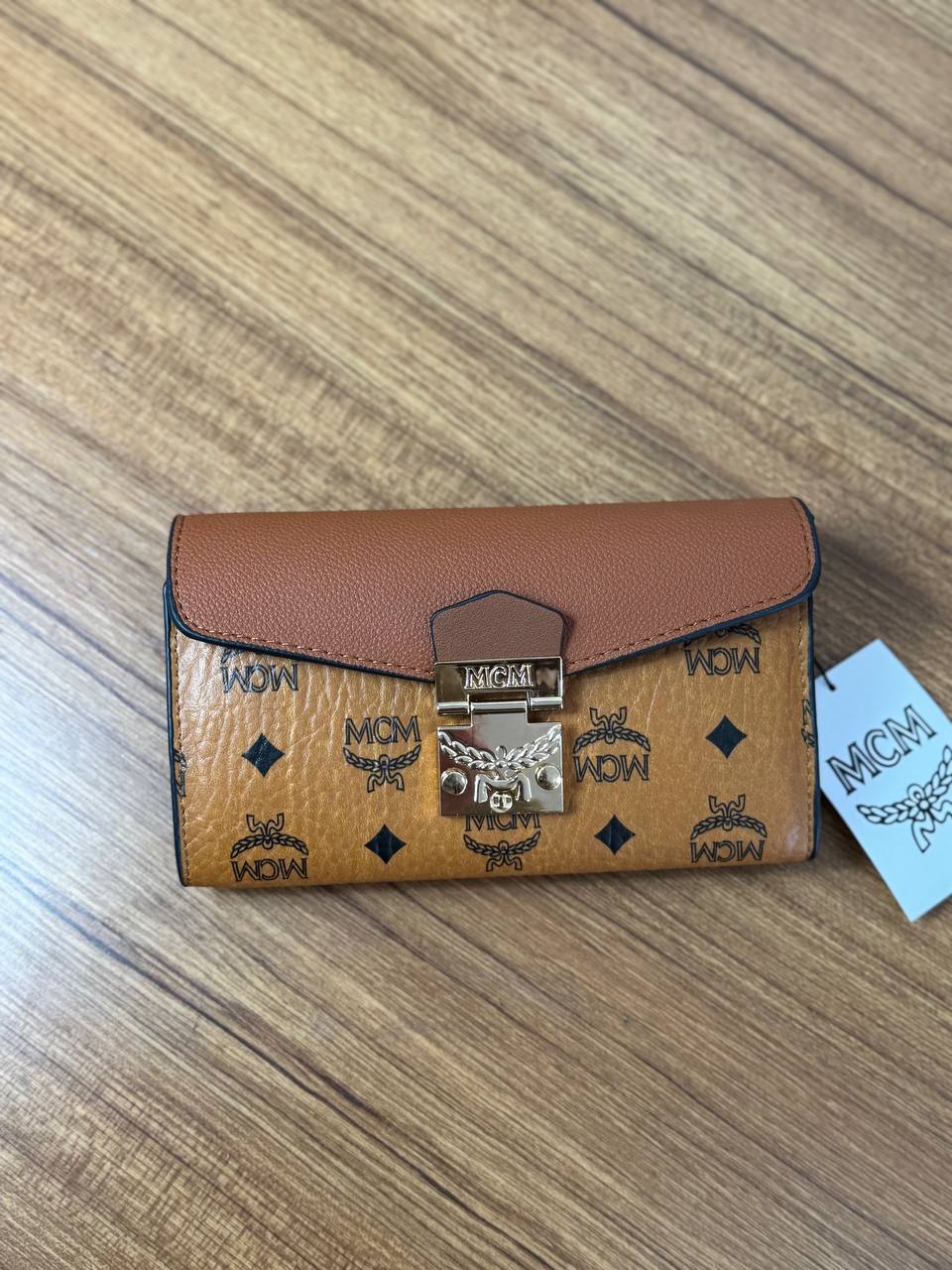 Mcm  καφέ size20x12