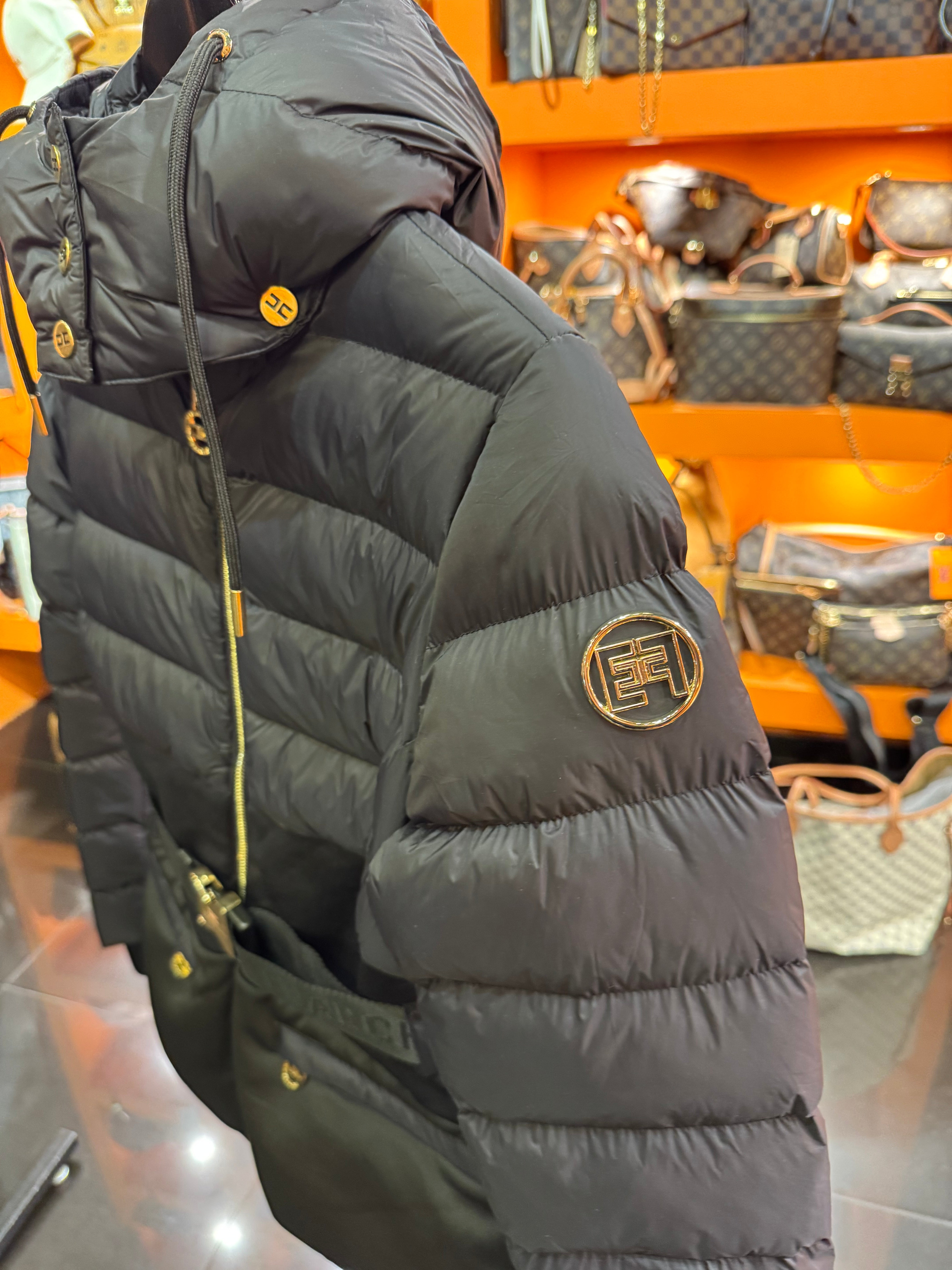 Elisabetta Franchi μαύρο μπουφάν