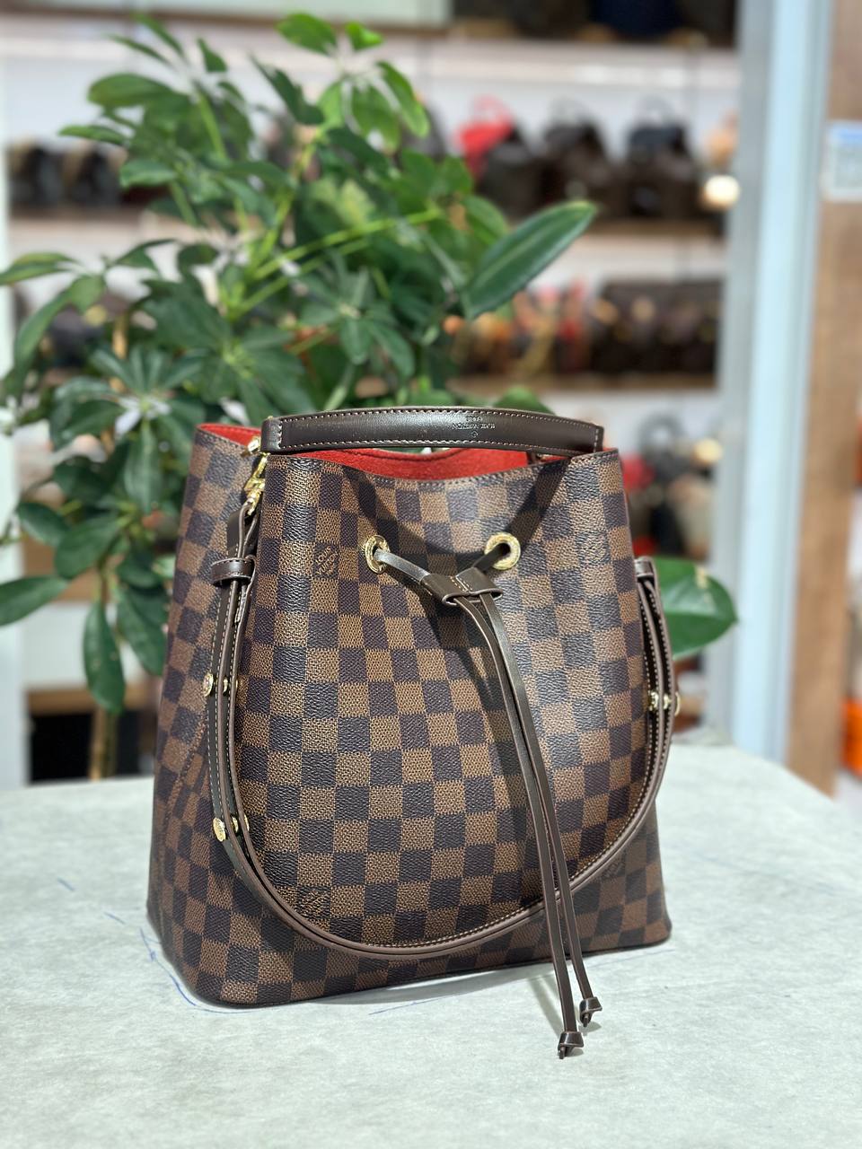 Louis vuitton - πουγκί  Damier neo size 26x27