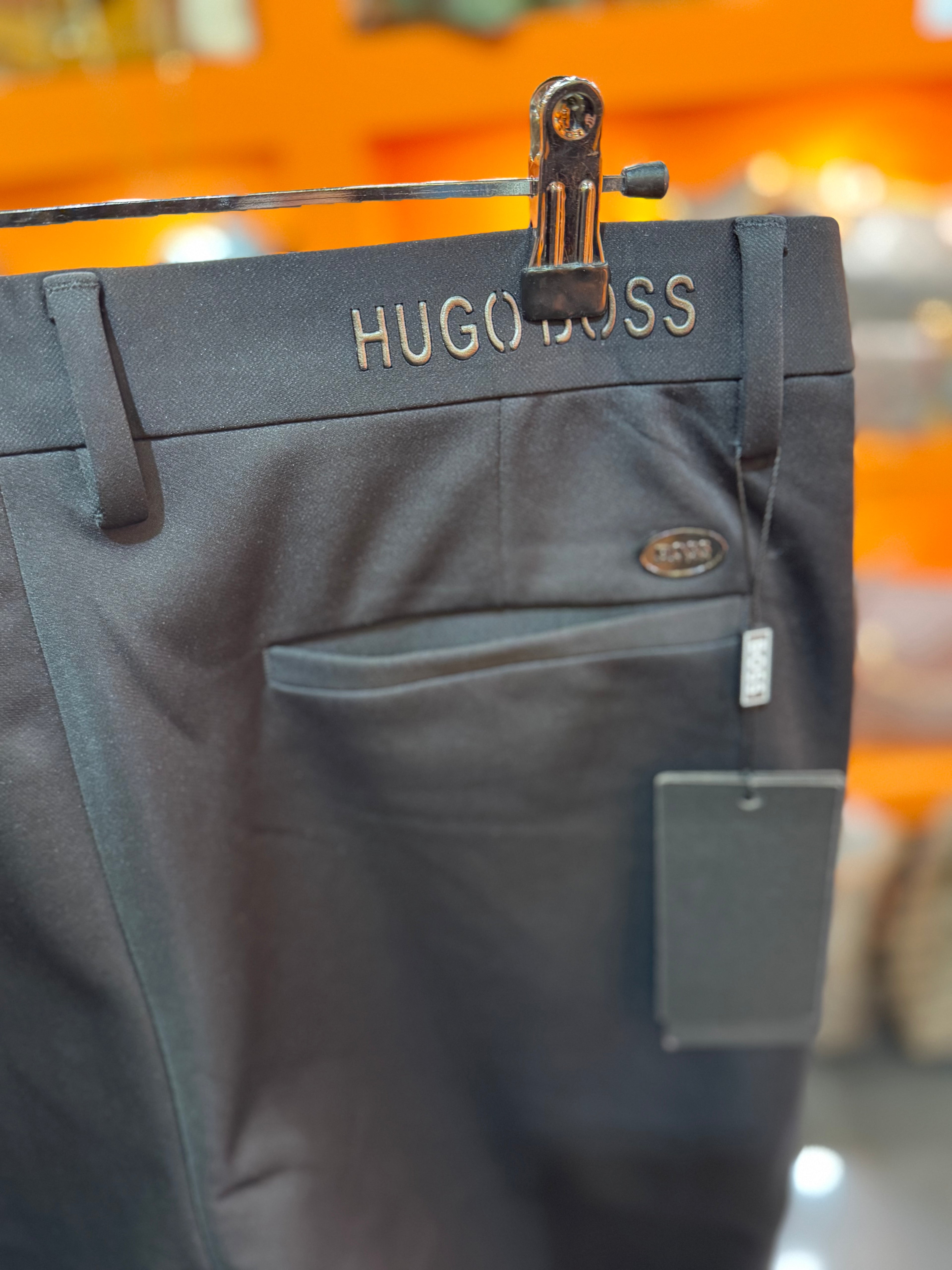 Παντελόνι κλασικό Hugo