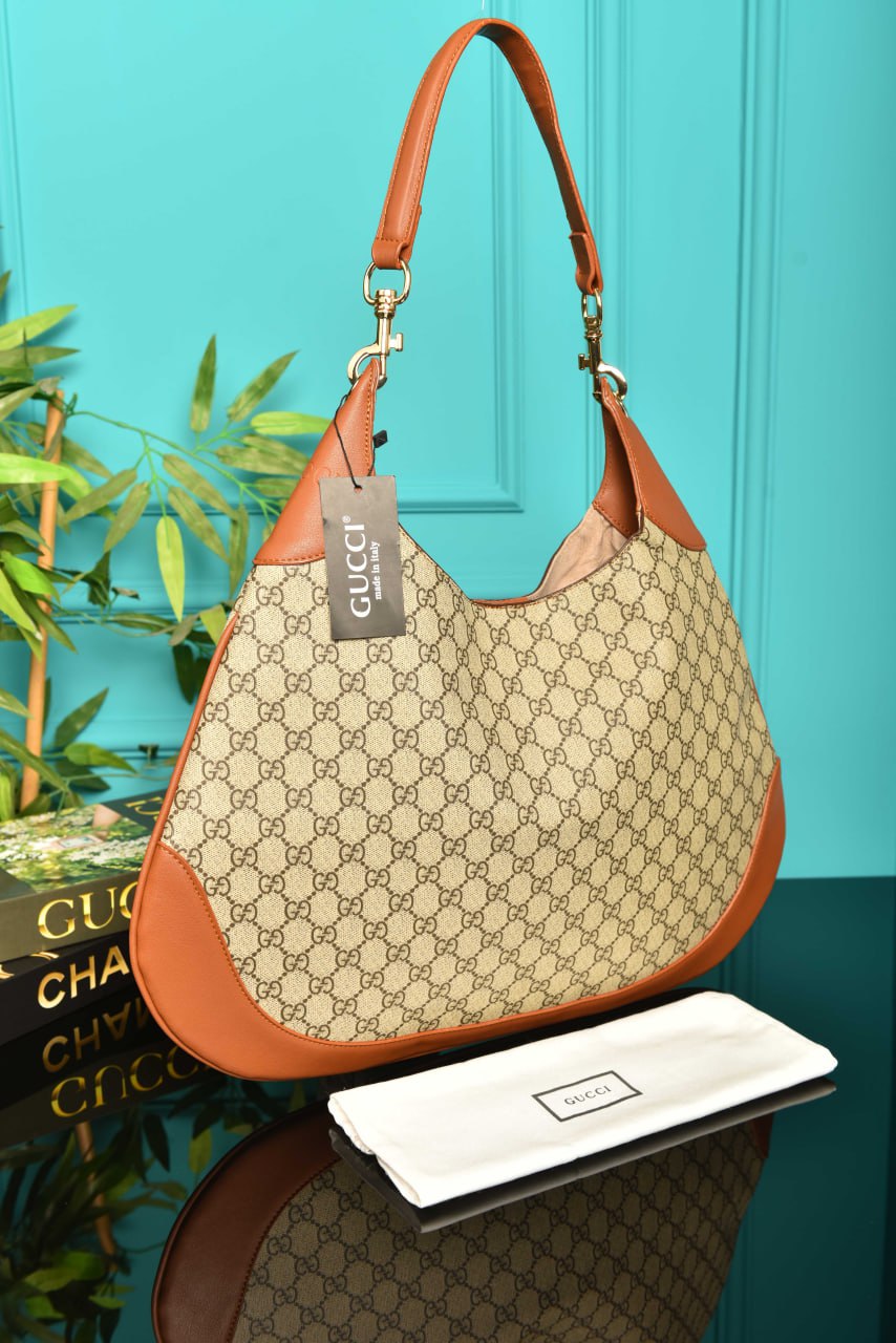 Gucci Shoulder Bag ταμπά 49 × 46 × 4 cm
