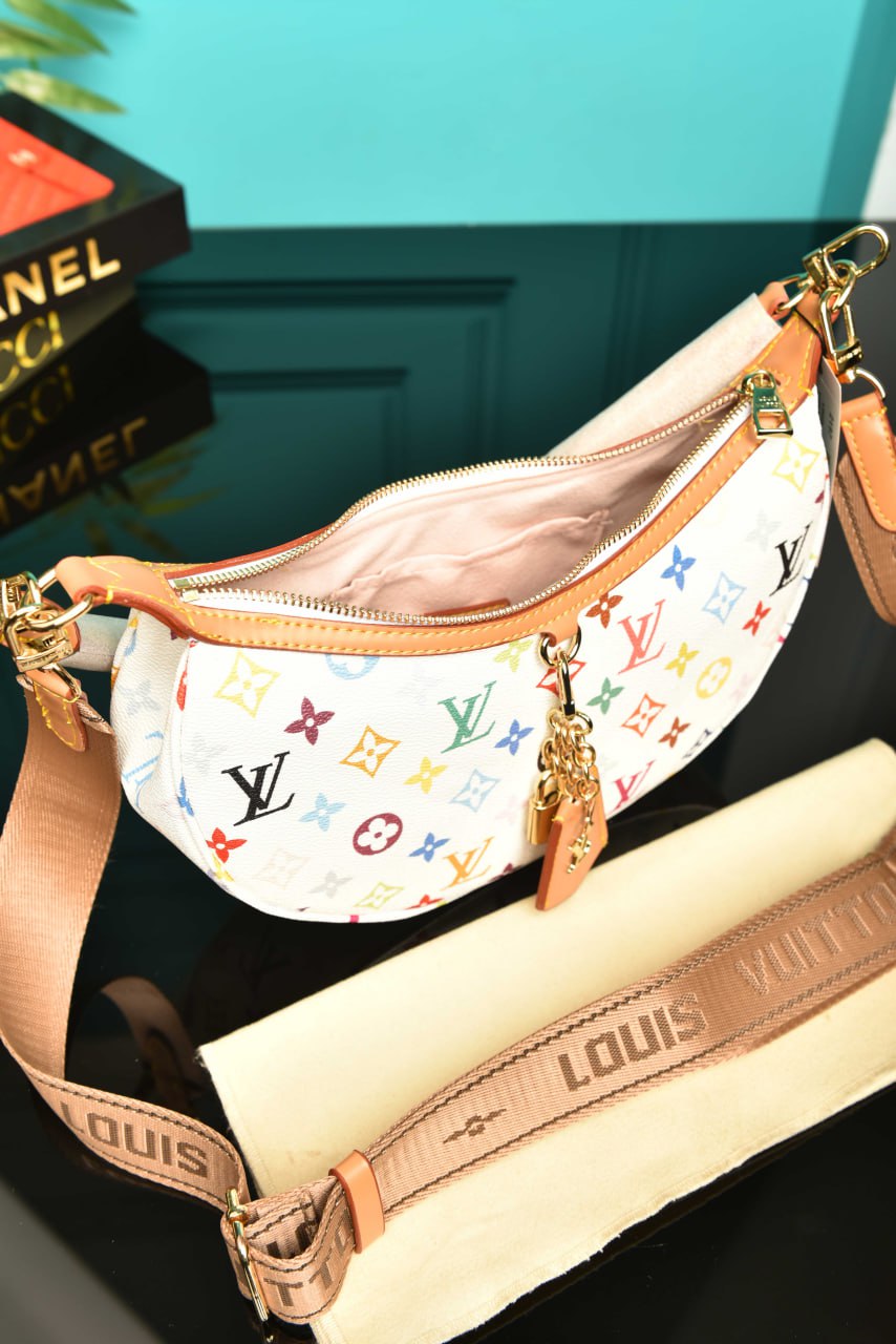 LOUIS VUITTON- LV x TM Looping Bag 28 × 15 × 7 cm