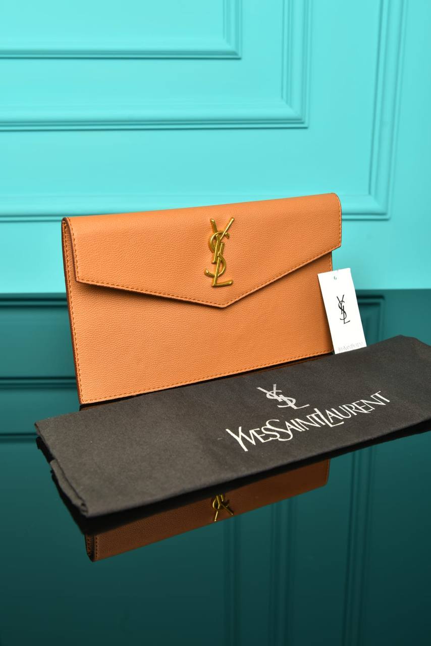 YVES SAINT LAURENT - Uptown Pouch 27 × 16 × 2 cm