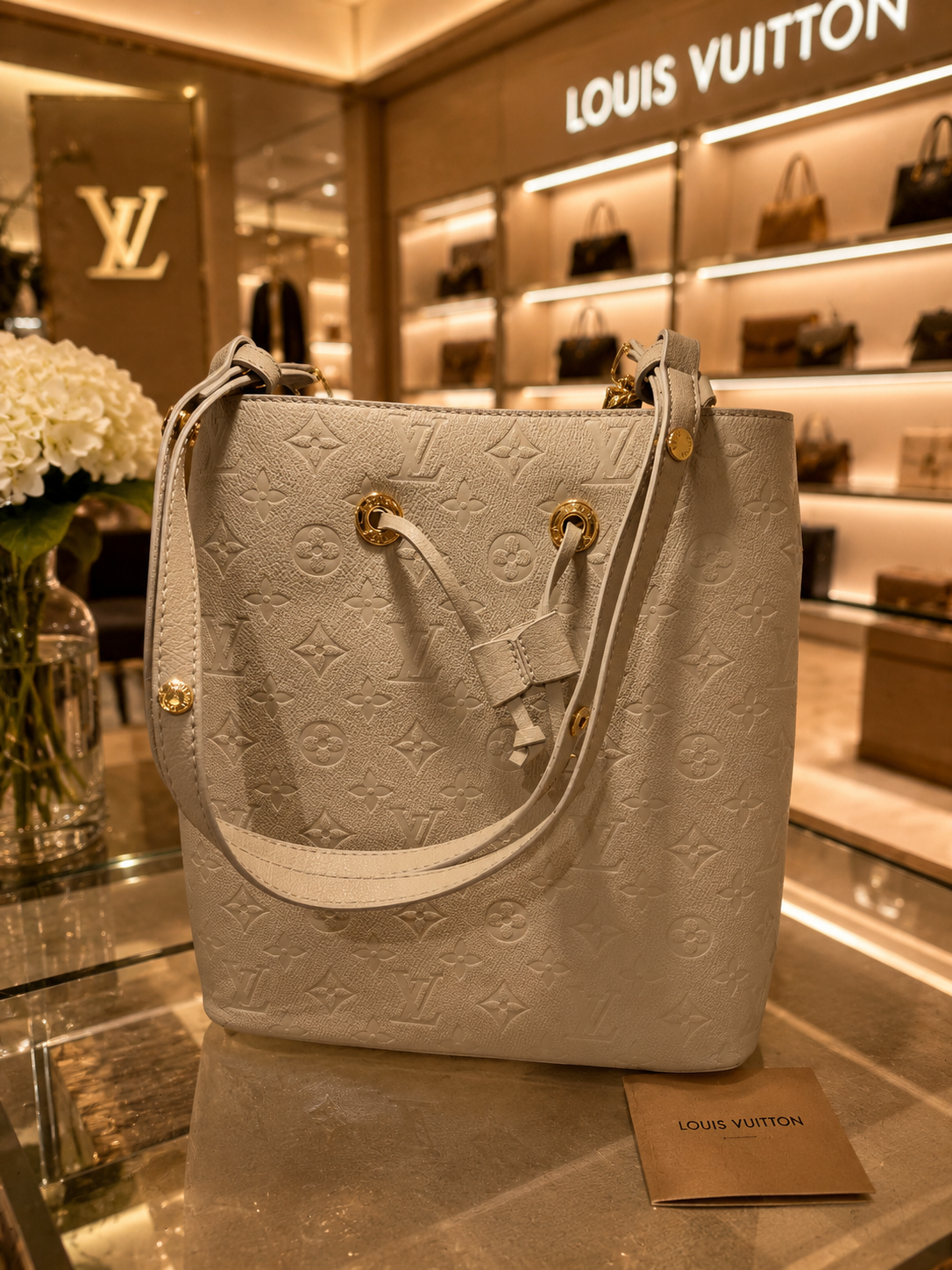 Louis Vuitton Neo
