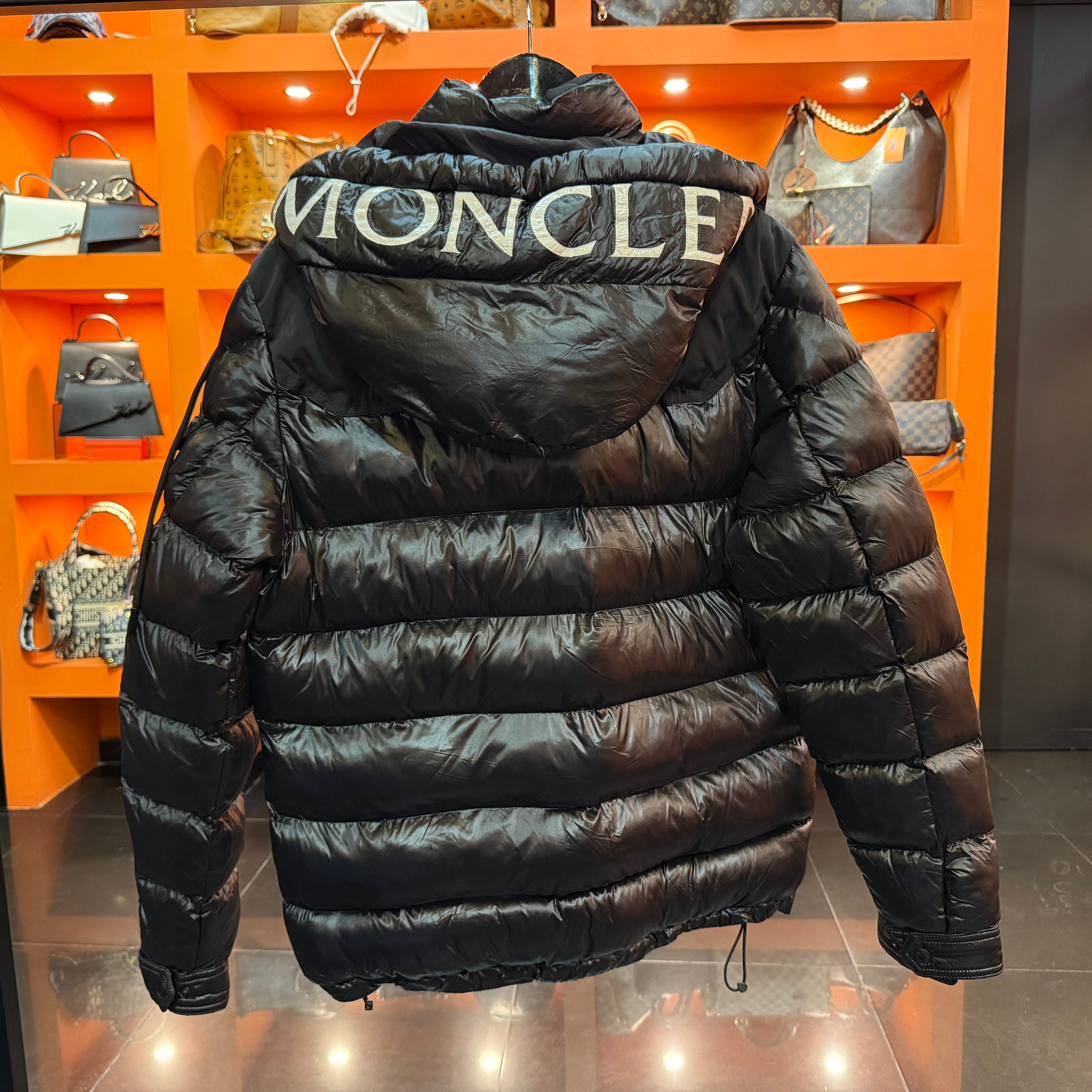 Μπουφάν Moncler white-black
