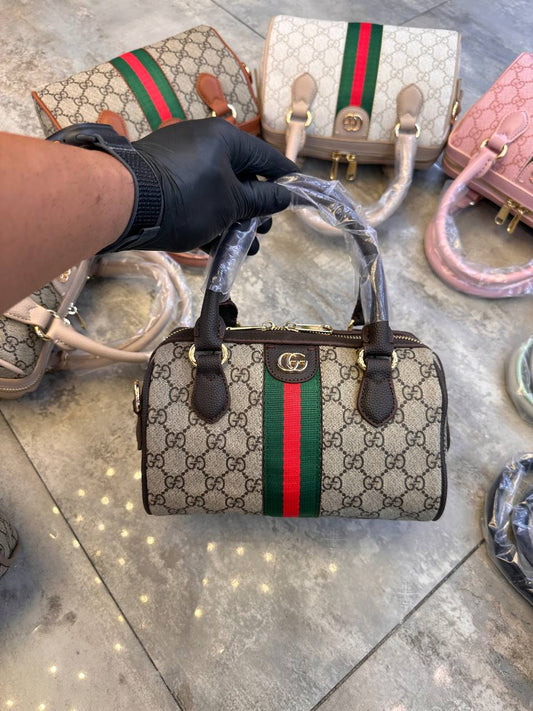 Gucci καφέ speedy