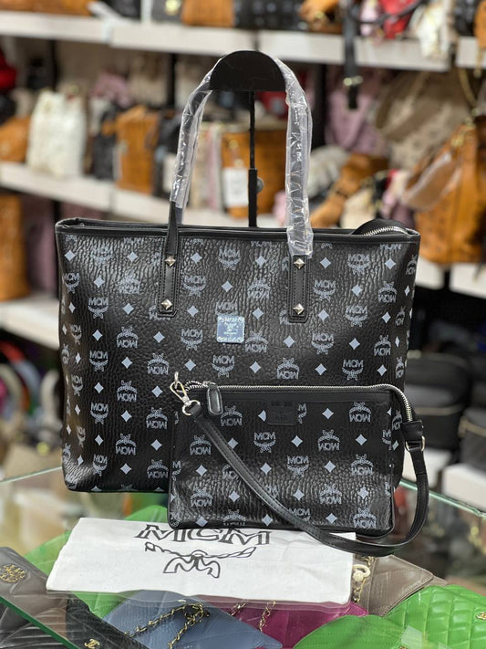 Mcm με φερμουάρ μαύρο