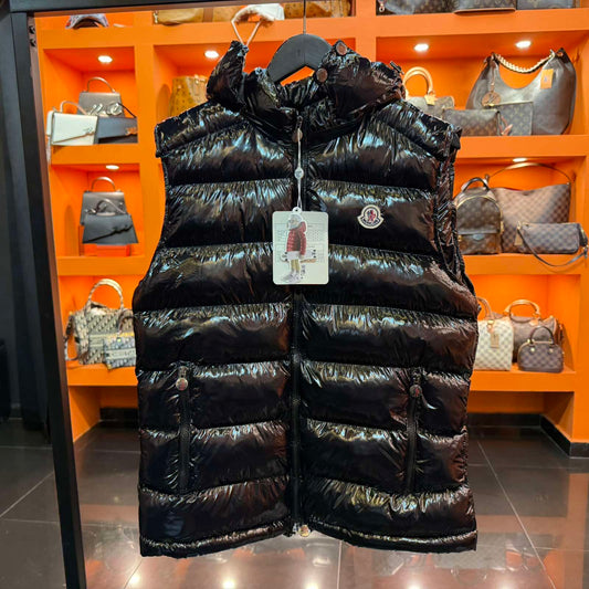 Αμάνικο Moncler γυαλιστερό