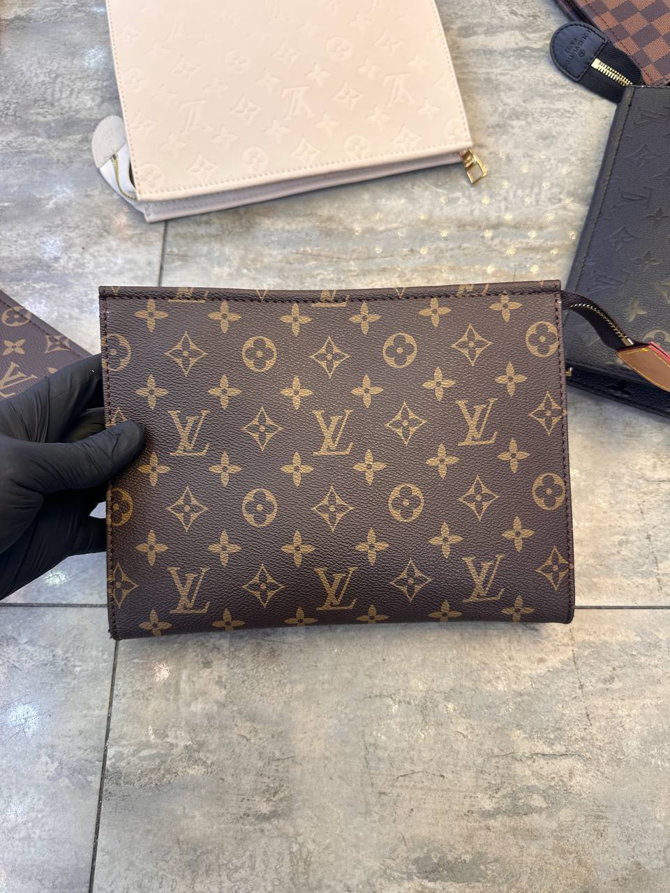 Louis Vuitton φάκελος