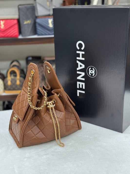 Chanel 25 Small Handbag   19x25 cm