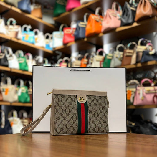 Gucci φάκελος