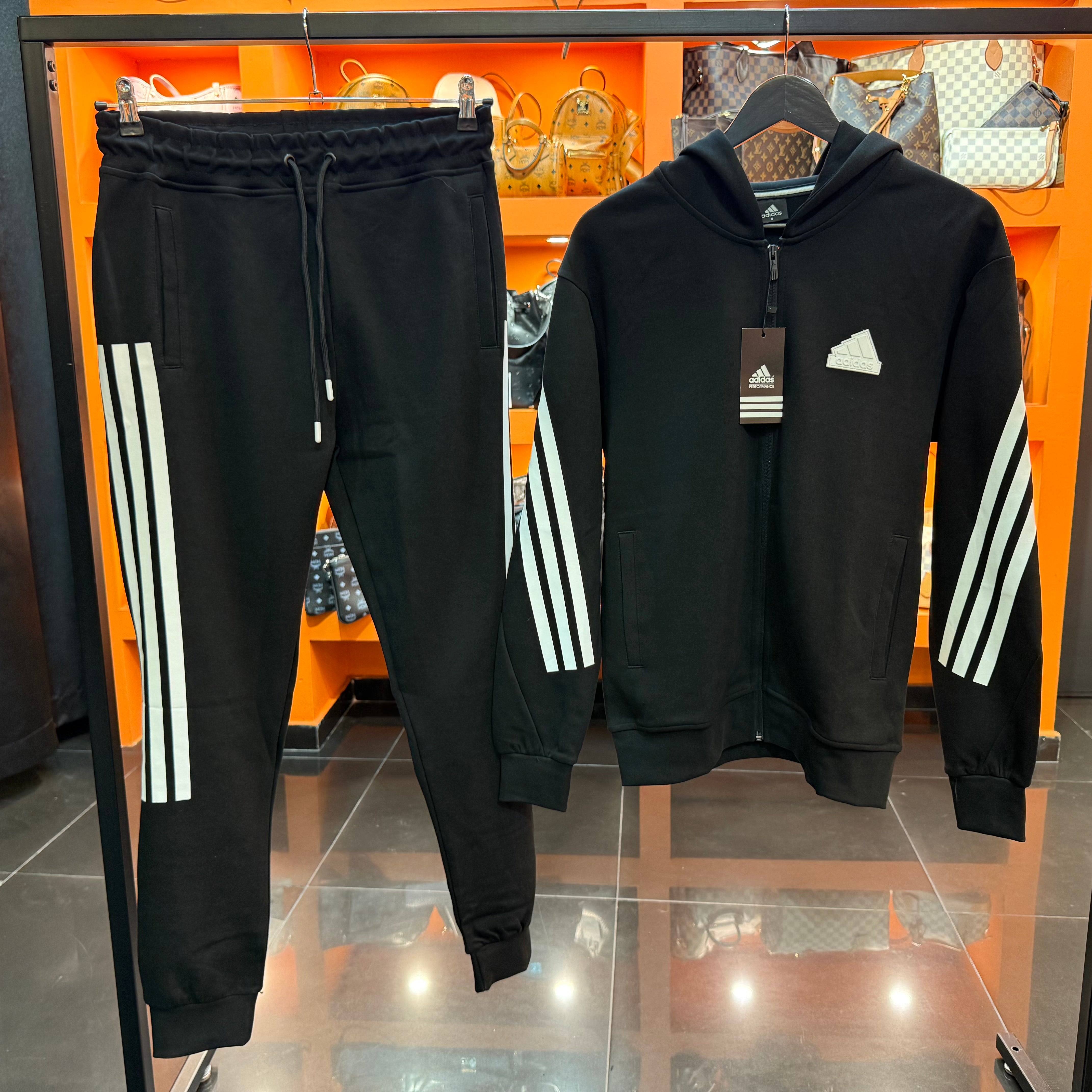 Adidas set black - white 09