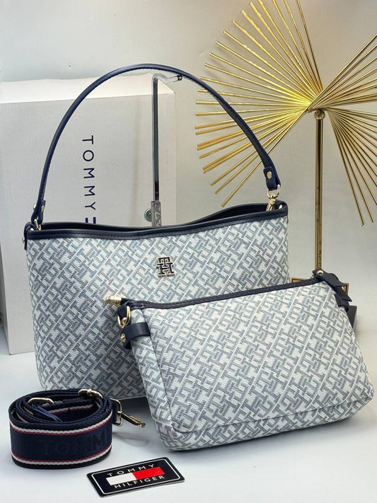 TOMMY HİLFİGER MONOPLAY SHOLDER BAG SİZE➡️21/35