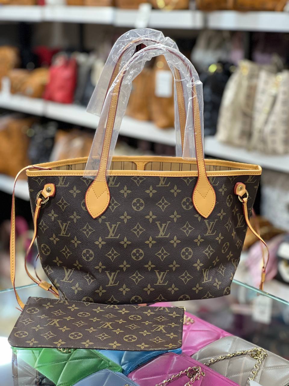 Louis vuitton - Neverfull small  Monogram size40x22