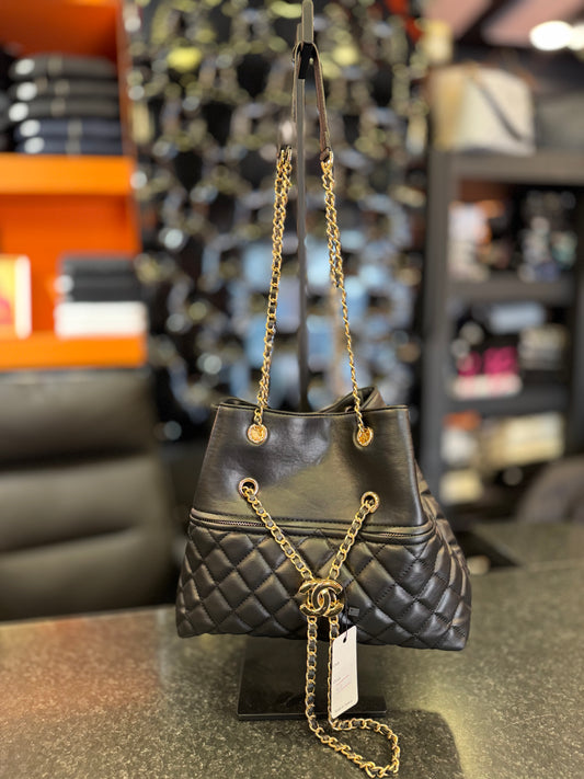 Chanel μαύρο πουγκί