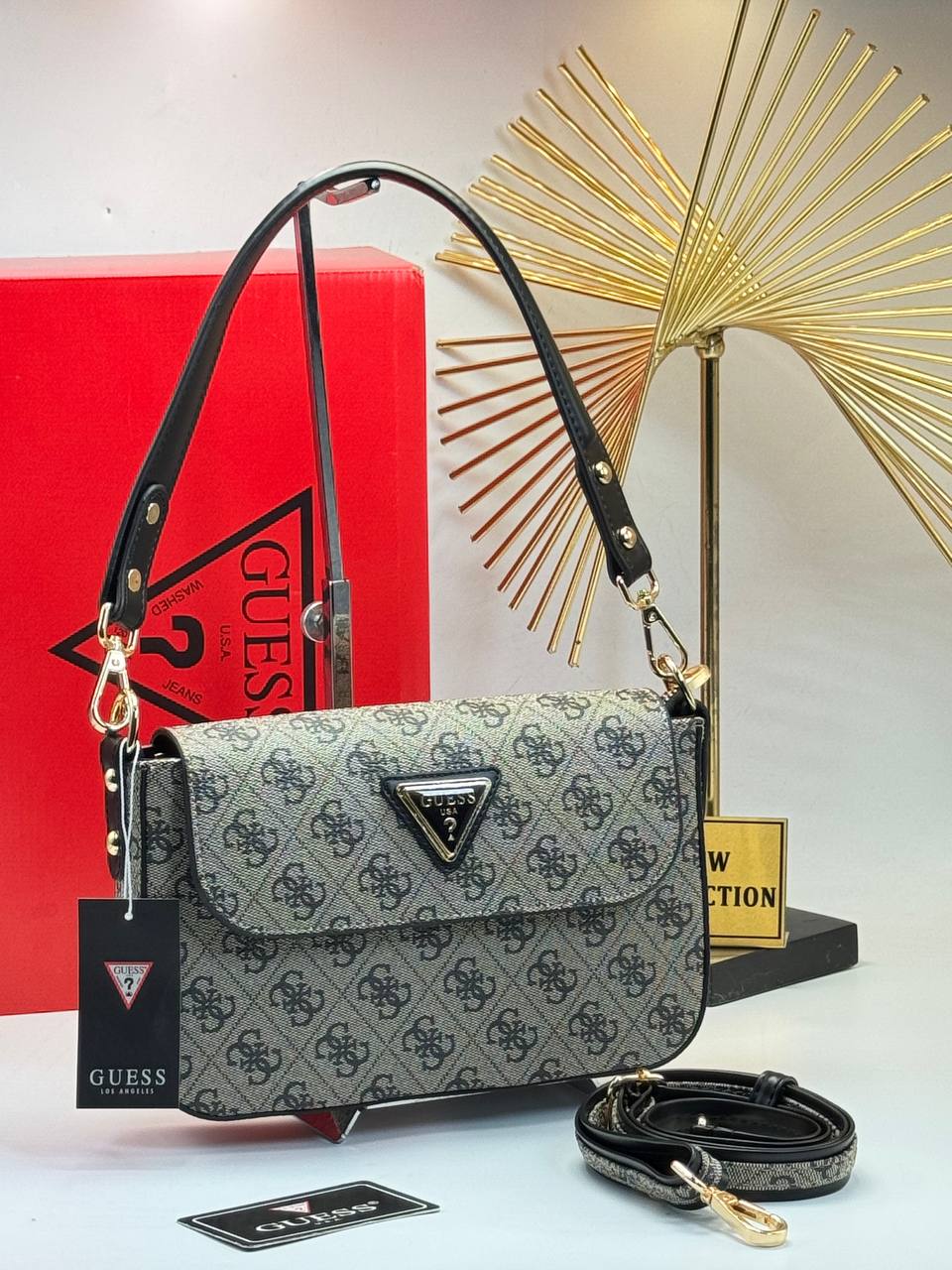 GUESS ECO CARLY NEW BAG SIZE 18/24CM💫