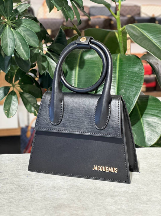 Jacquemus black size15x19