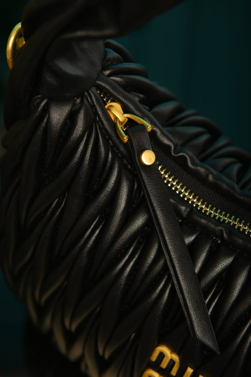 Miu Miu Hobo bag black size:27x35x4.5cm