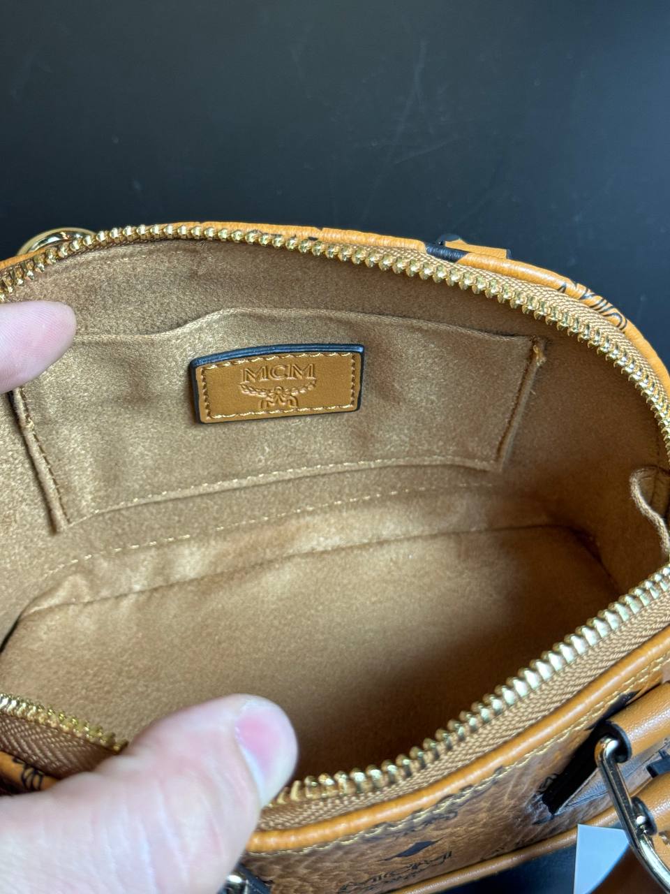 Mcm ταμπά nano Alma size small:12x18