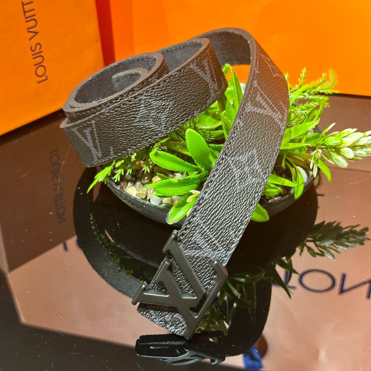 Louis Vuitton ζώνη monogram μαυρο- γκρι-μαύρη Έγγραφα