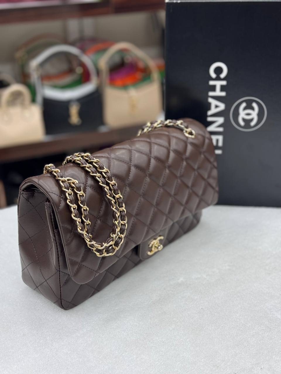 Chanel καφέ σκούρο