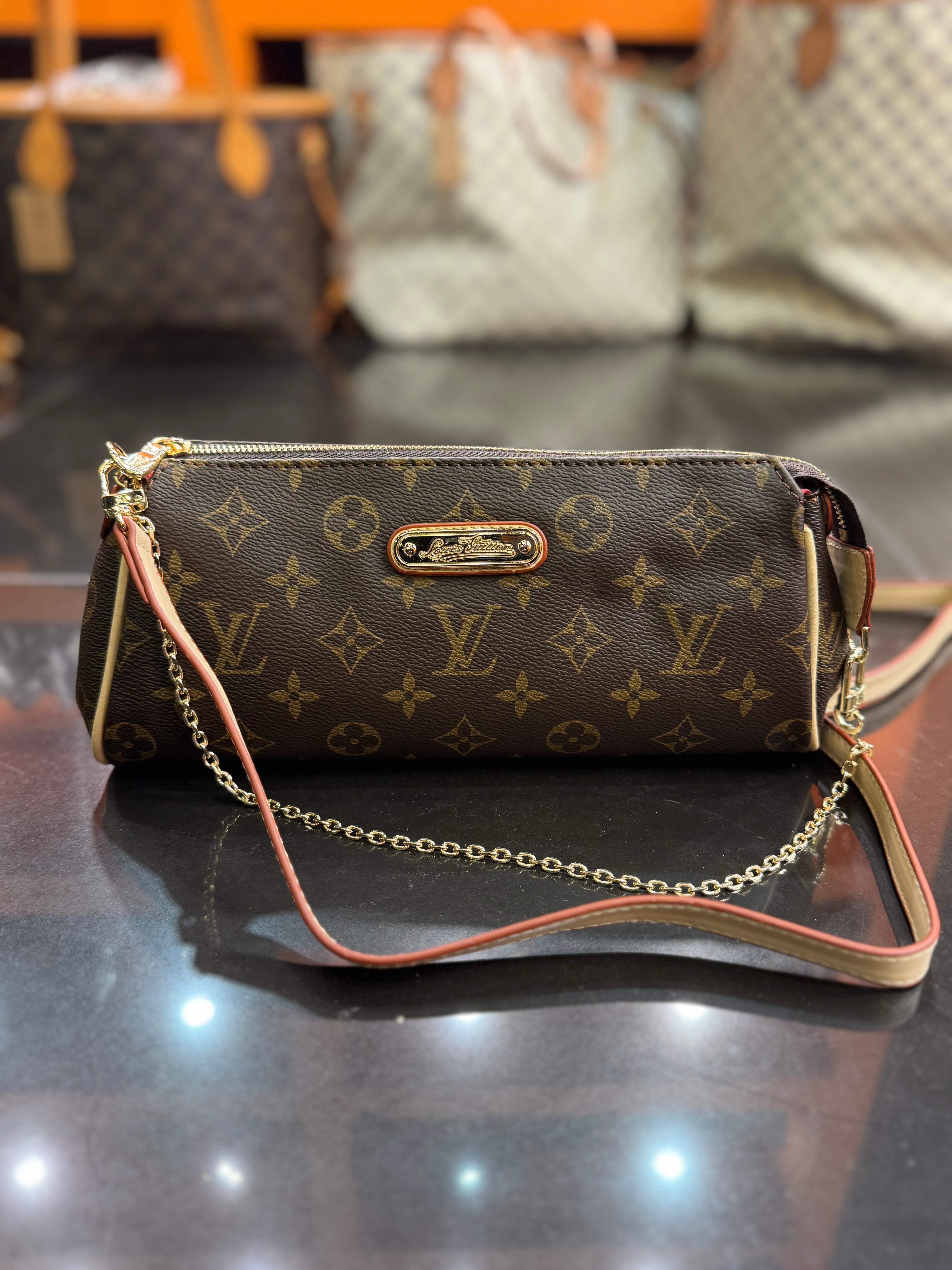 Lv monogram  Eva