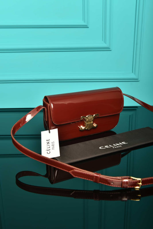 Celine μπορντό vinyl Triomphe Shoulder Bag 20 x 10 x 4 cm