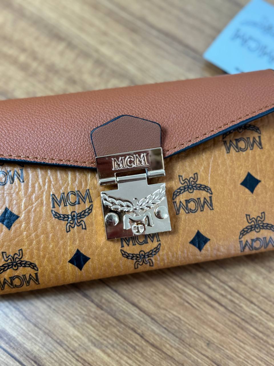 Mcm  καφέ size20x12