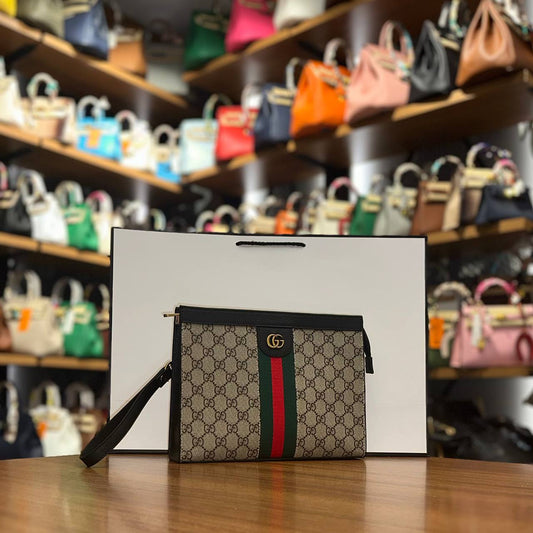Gucci φάκελος