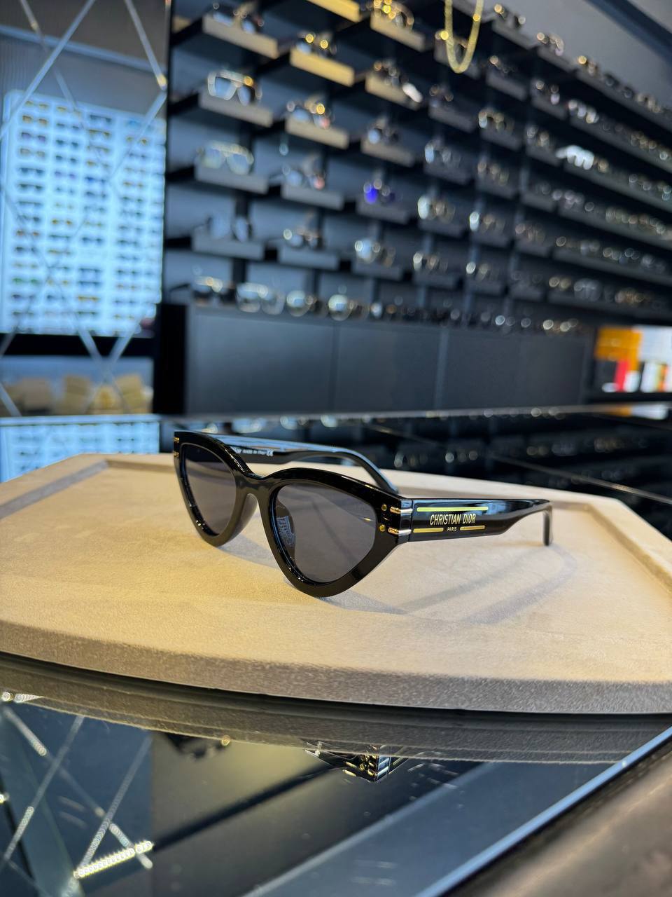 Dior μαύρο χρυσό