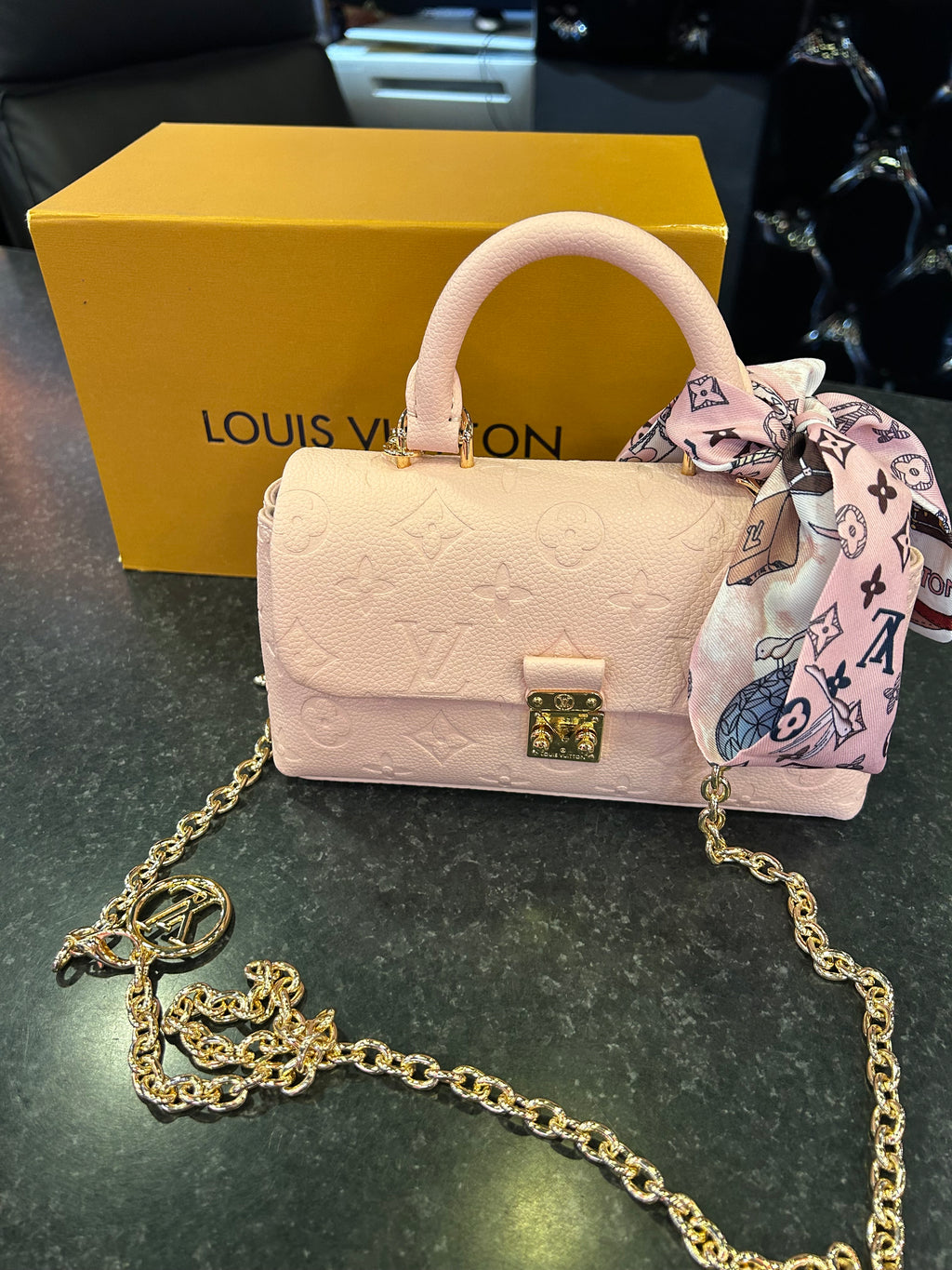 ✨LOUIS VUITTON ✨