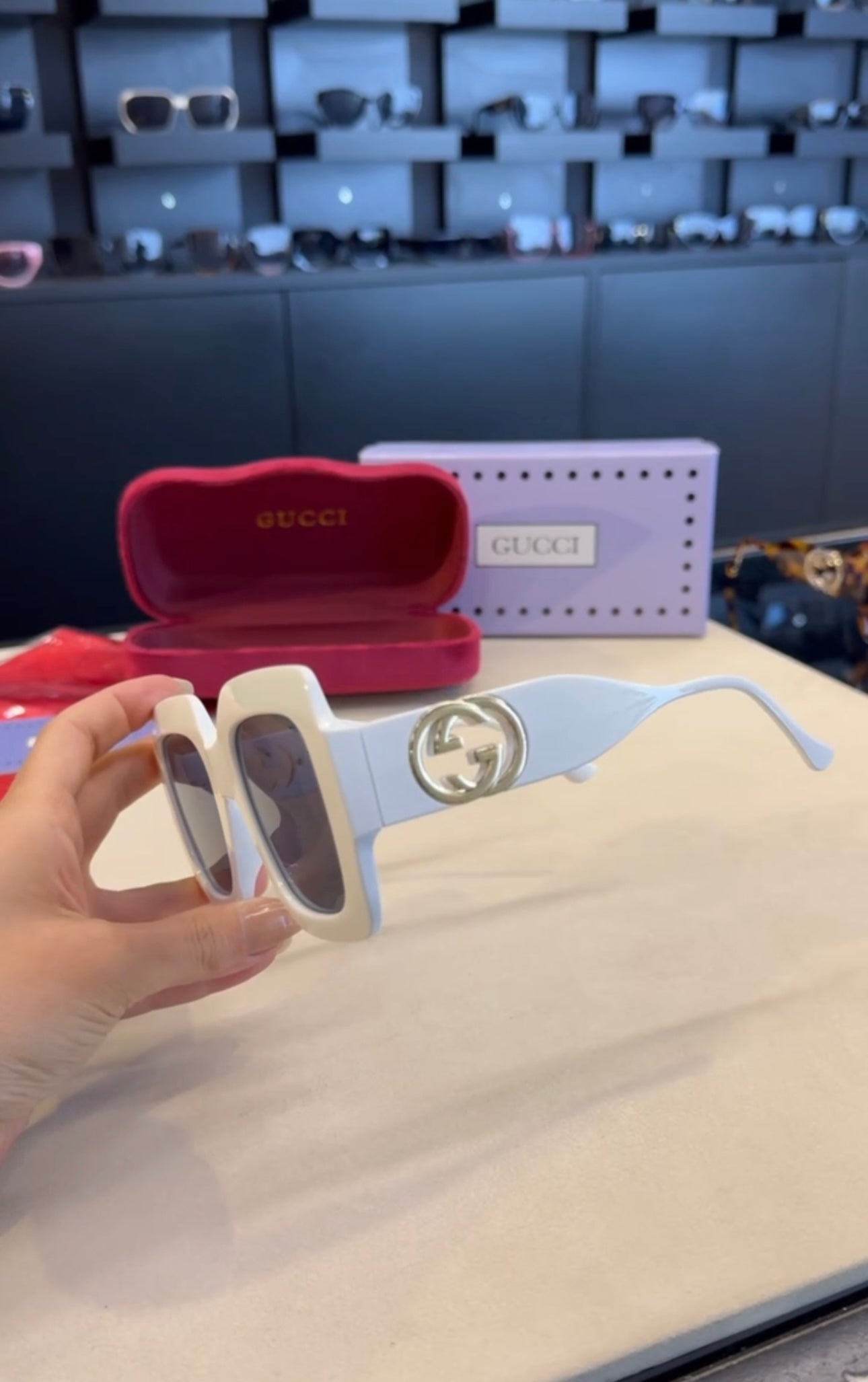 Gucci λευκό χρυσό