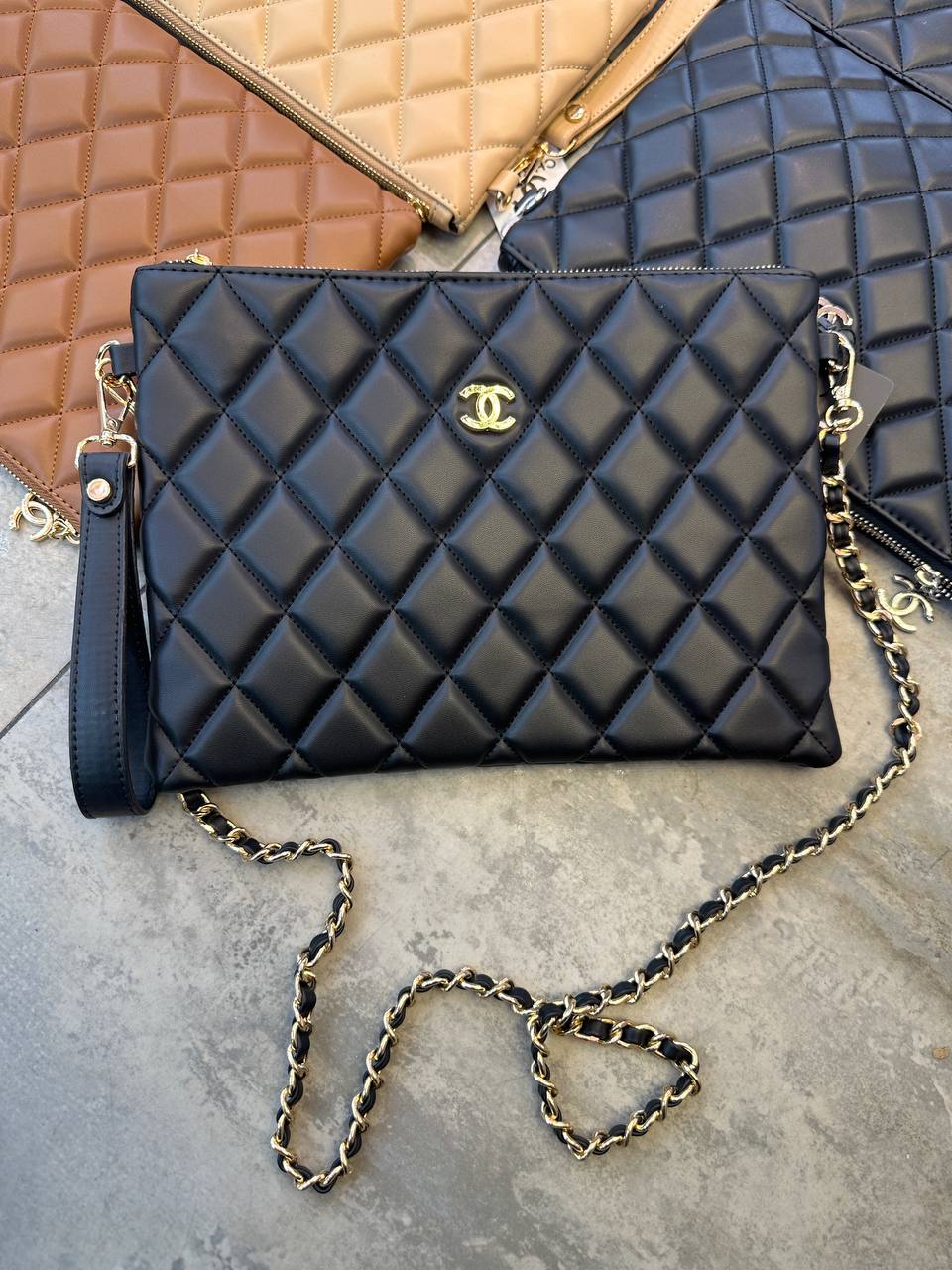 Chanel clutch size29x21
