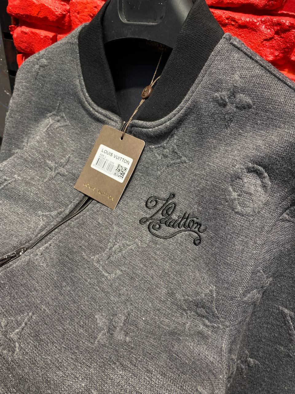 Louis Vuitton jacket γκρι ανάγλυφο