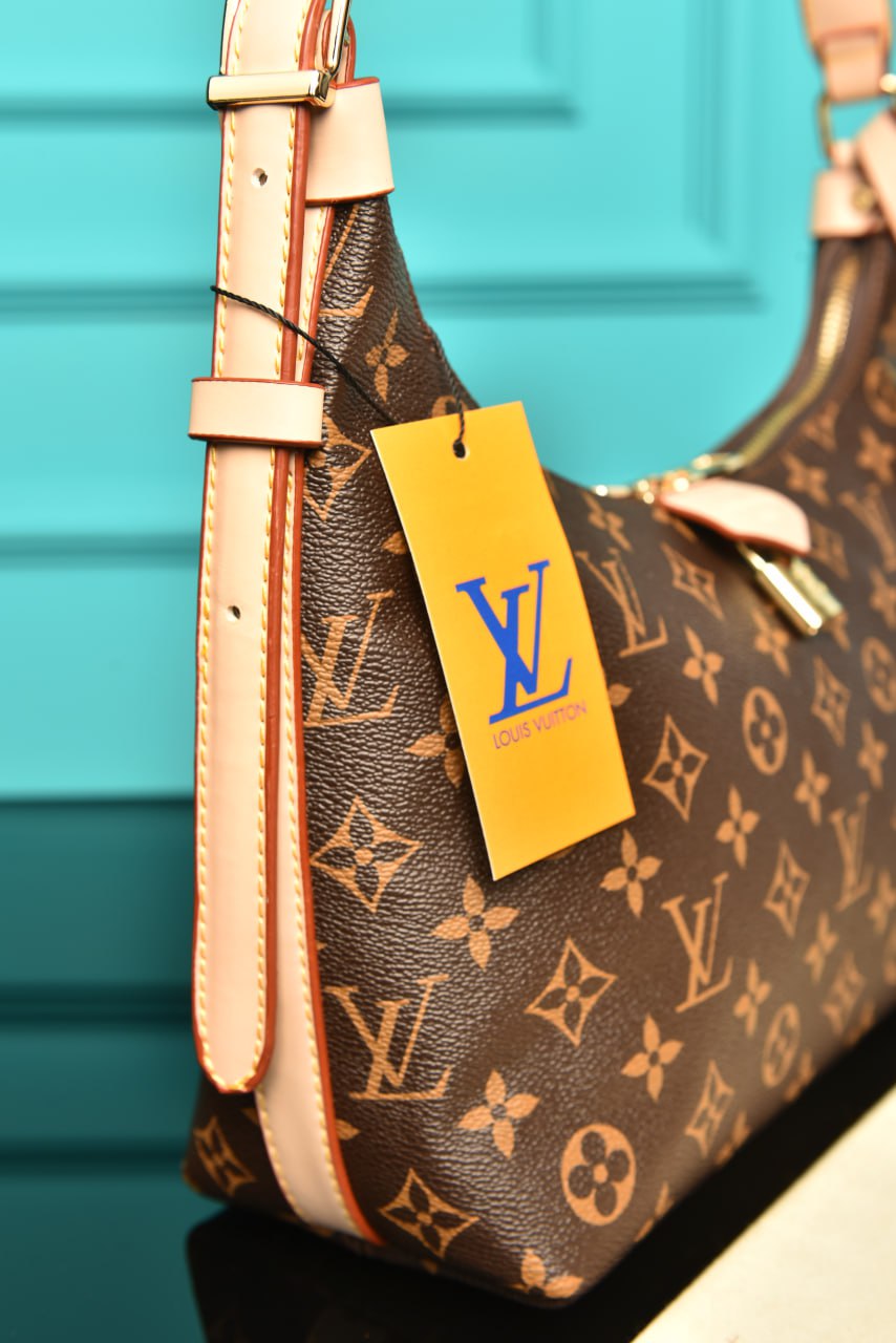 2097 - LOUIS VUITTON - Sac Sport Bag in Denim 27 x 22 x 10.5 cm