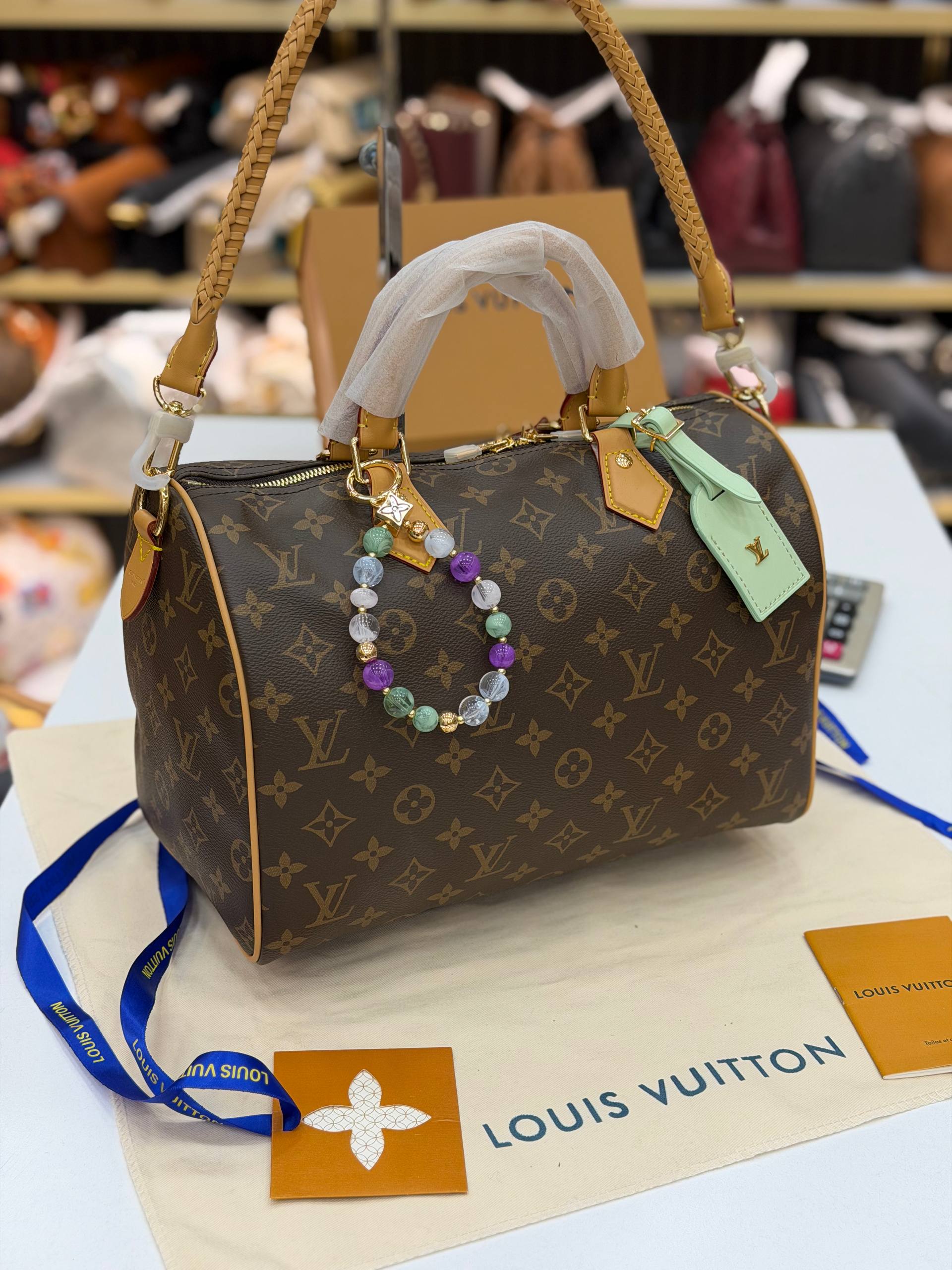 ✨ LOUIS VUITTON ✨  💯