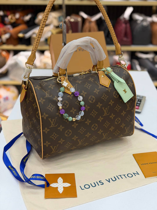 ✨ LOUIS VUITTON ✨  💯