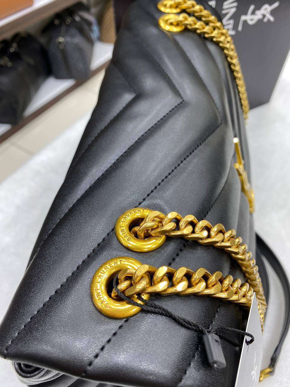 YSL Loulou big black-gold size 33x26