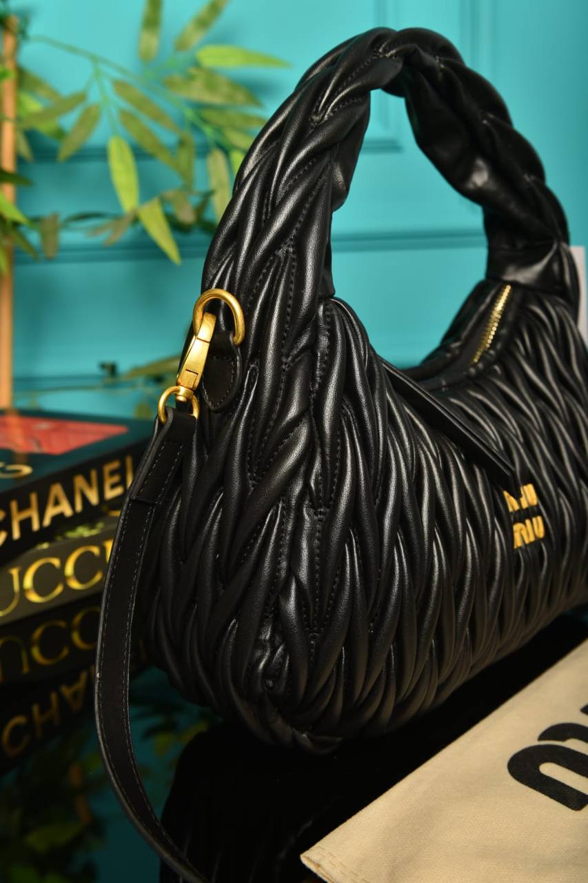 Miu Miu Hobo bag black size:27x35x4.5cm